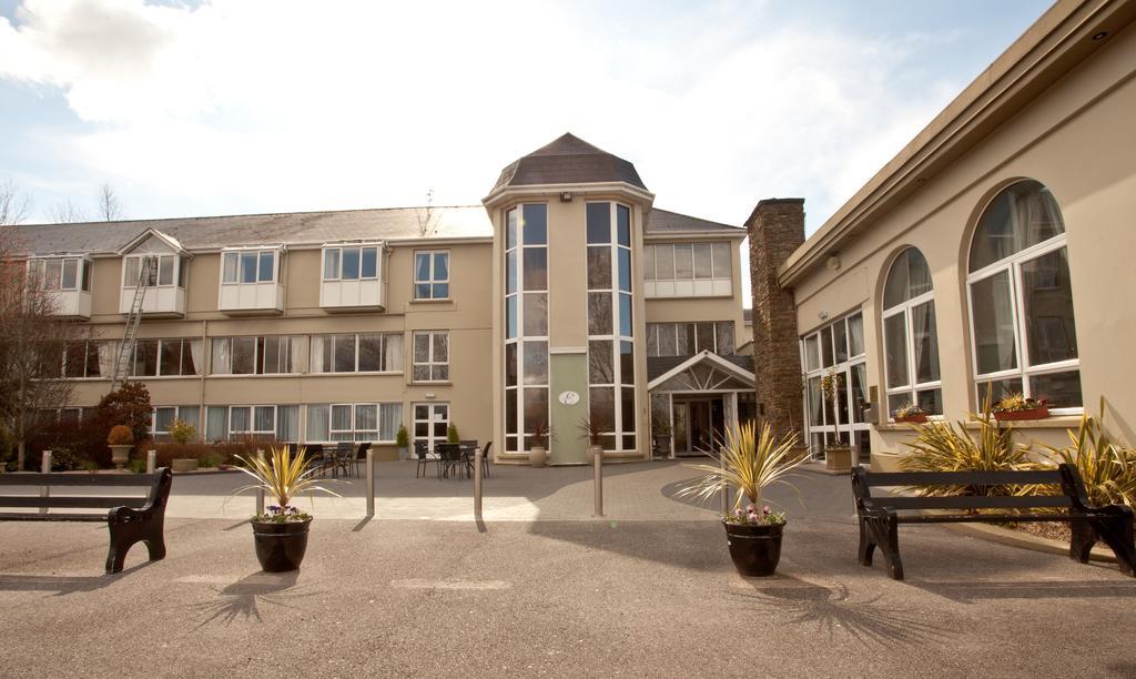 Earl Of Desmond Hotel Tralee Exterior foto